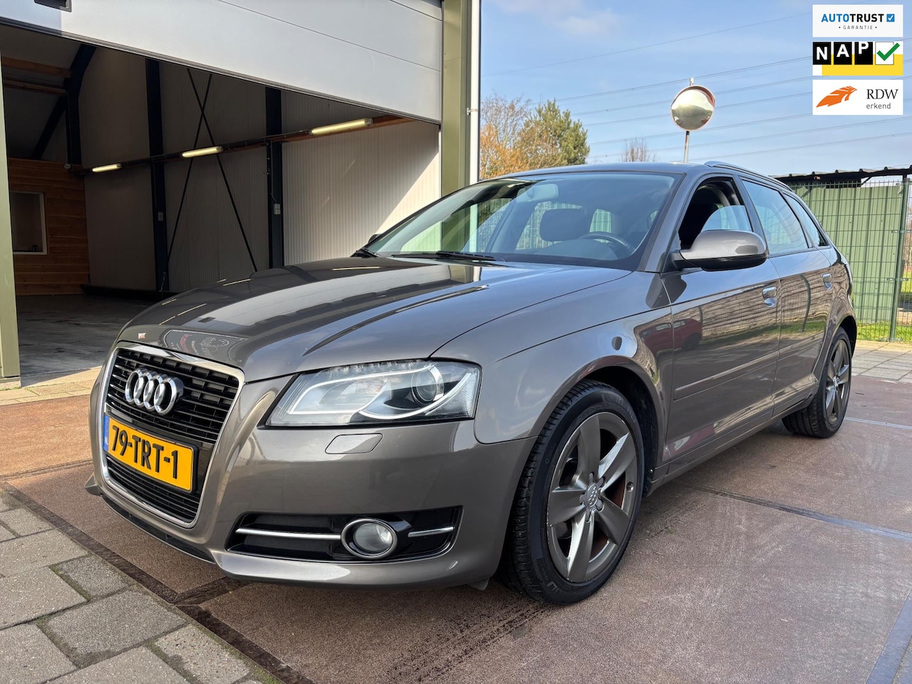 Audi A3 Sportback - 1.2 TFSI Attraction Advance Cruise Carplay 177dkm Nap - AutoWereld.nl