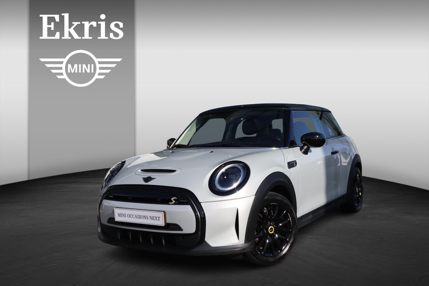 MINI Mini-Electric - | Classic Edition | Cruise Control | LED koplampen | Navigatiesysteem - AutoWereld.nl