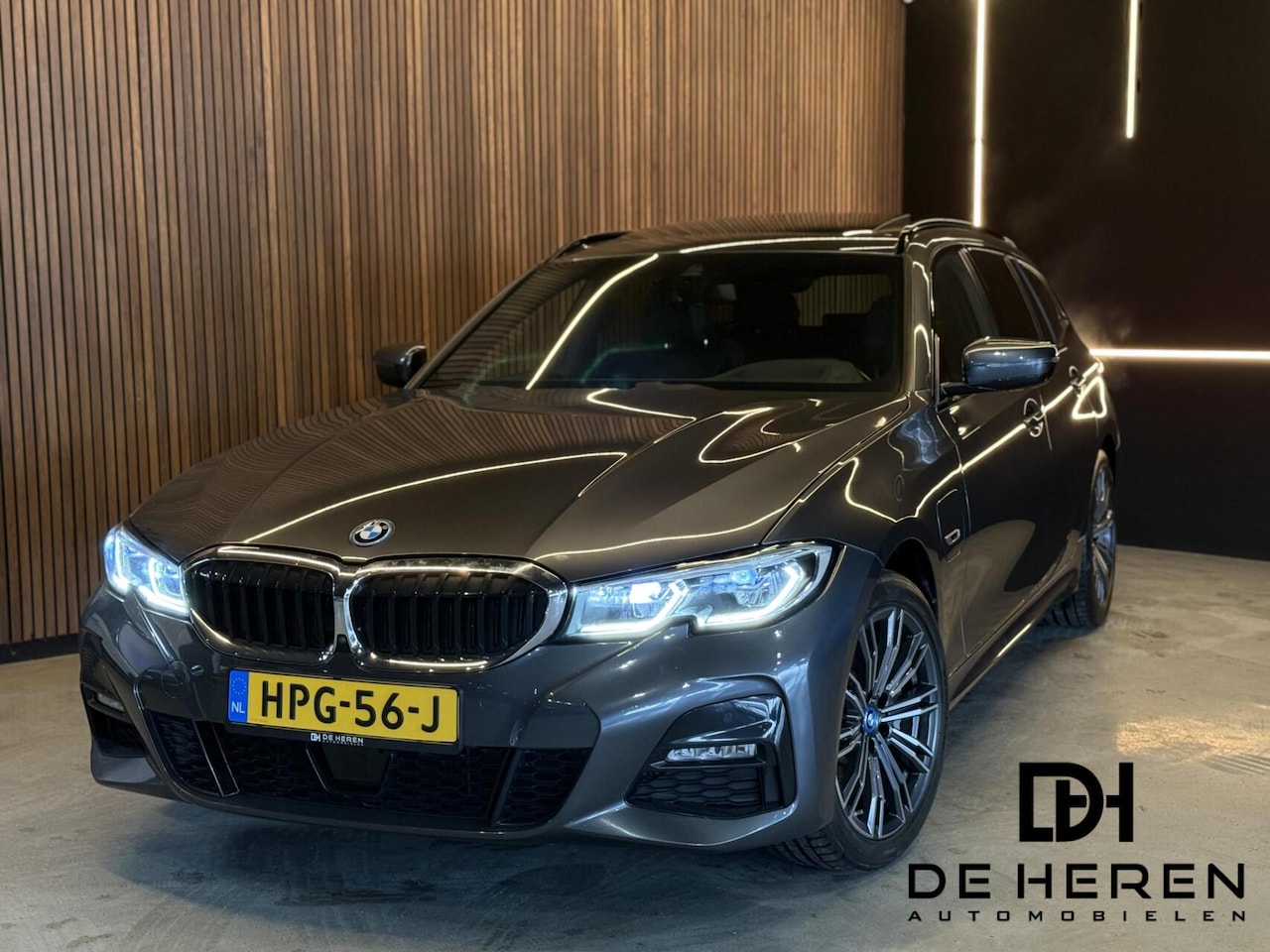 BMW 3-serie Touring - 330e xDrive High Executive 330e xDrive High Executive - AutoWereld.nl