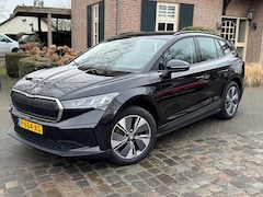 Skoda Enyaq iV - 60 180pk Clever Plus ecc, navi, camera, 1/2leer, lmv