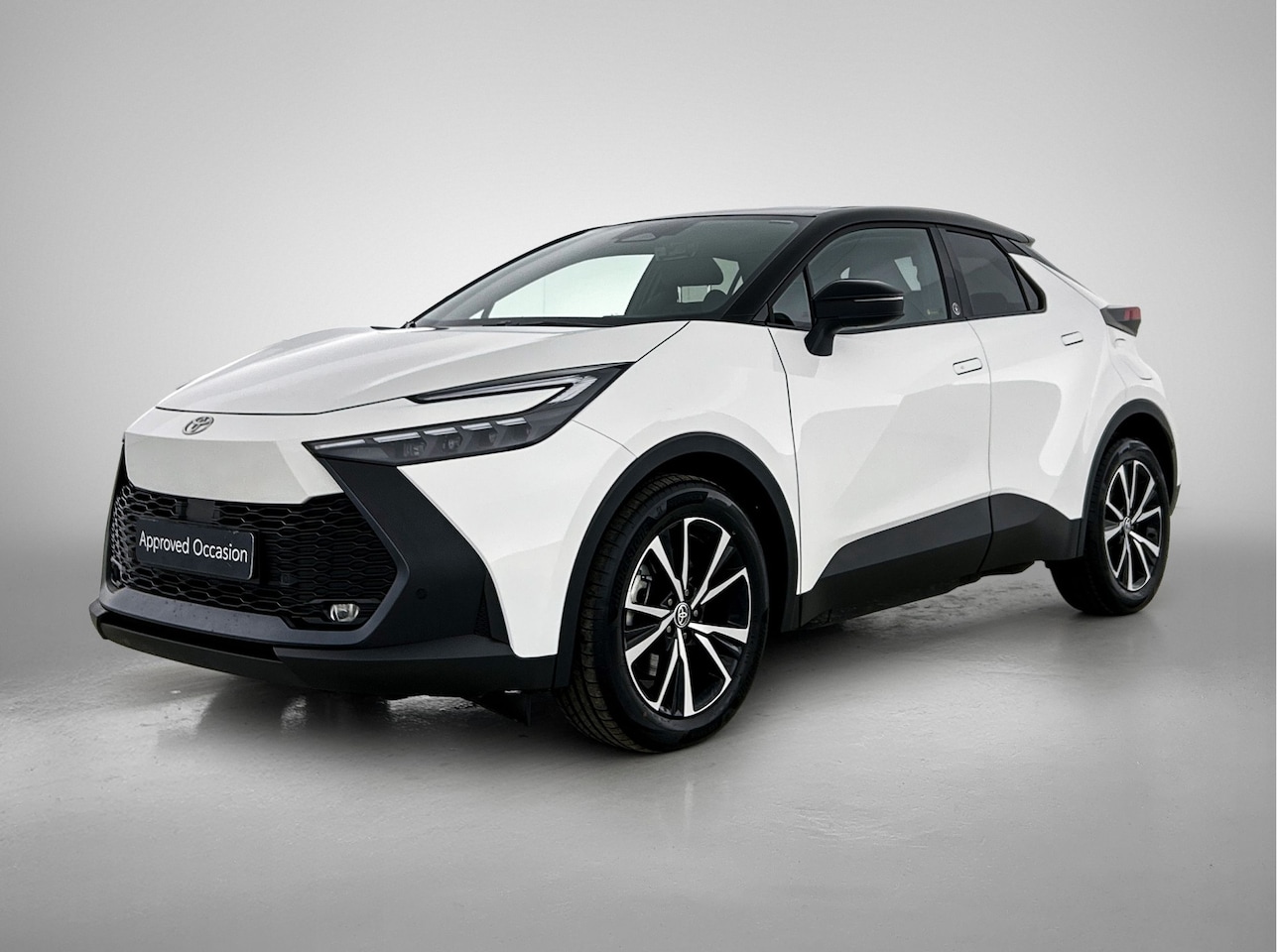 Toyota C-HR - 2.0 Plug-in Hybrid 220 First Edition | Dealeronderhouden | Stuur en stoelverwarming | - AutoWereld.nl