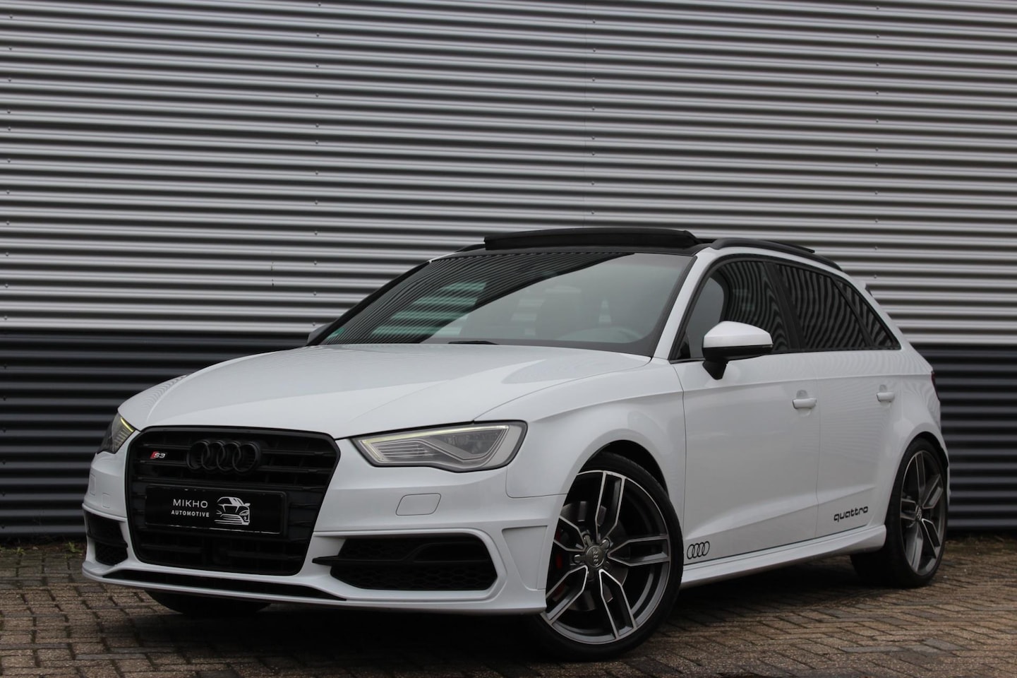 Audi A3 Sportback - 2.0 TFSI S3 quattro | Panoramadak | Bang & Olufsen| NAP | Adaptive cruise control | LED | - AutoWereld.nl