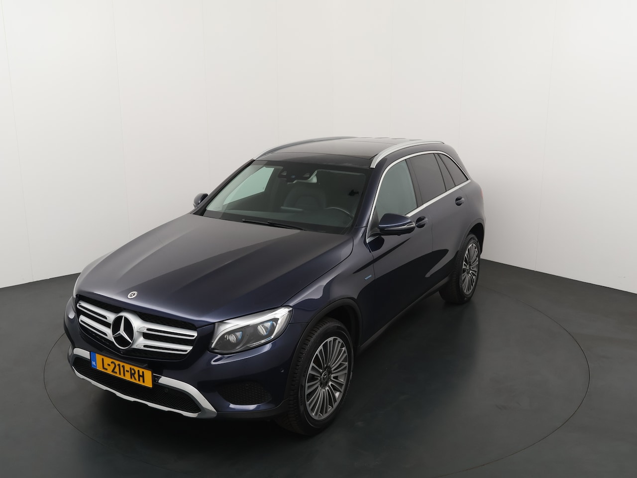 Mercedes-Benz GLC-klasse - 350e 4MATIC 320PK Premium Plus | Panoramadak | Leder | 360 Camera | 19Inch | Elek. stoelen - AutoWereld.nl