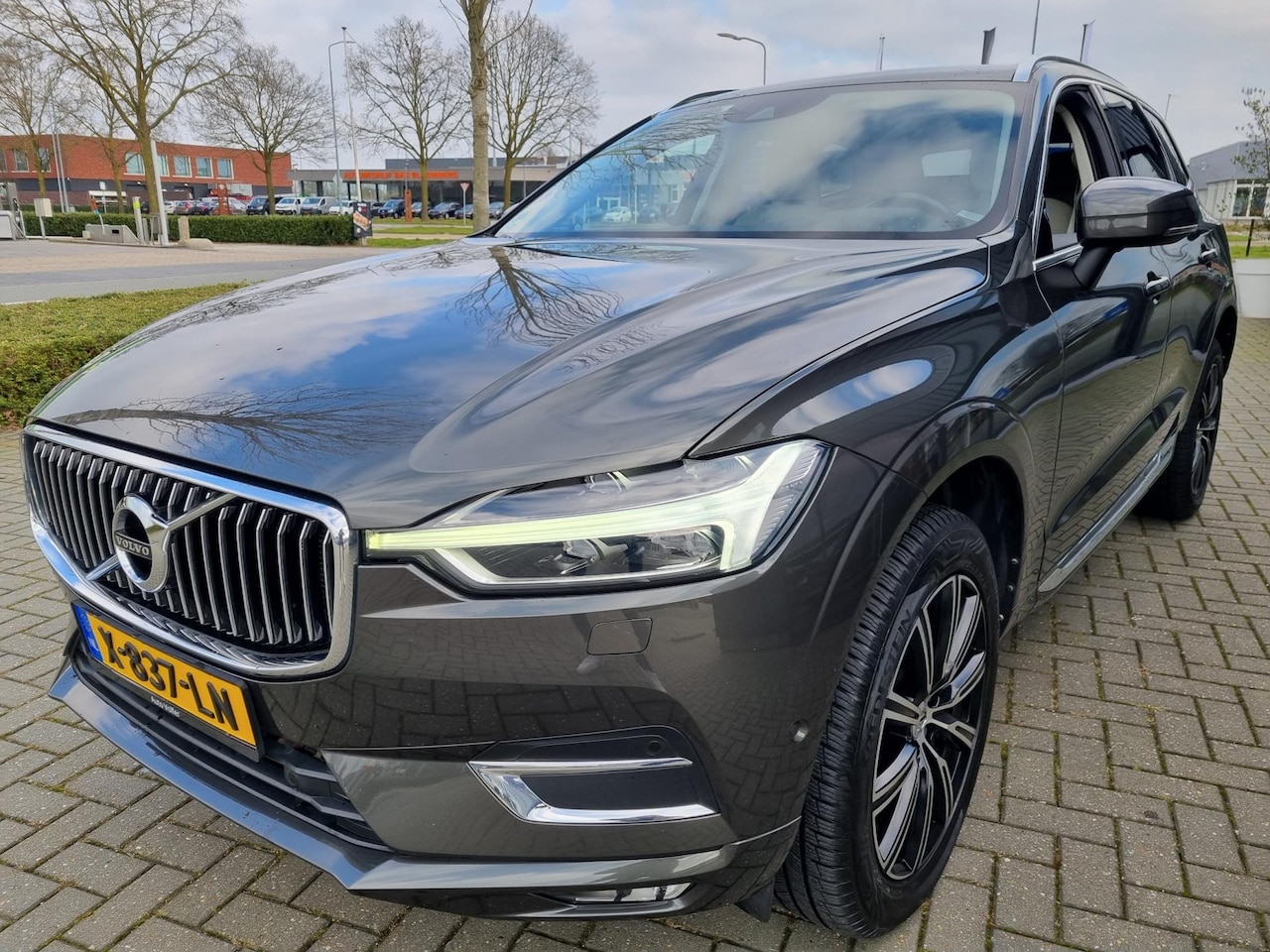 Volvo XC60 - 2.0 T5 AWD Inscription leder Nieuw Model - AutoWereld.nl