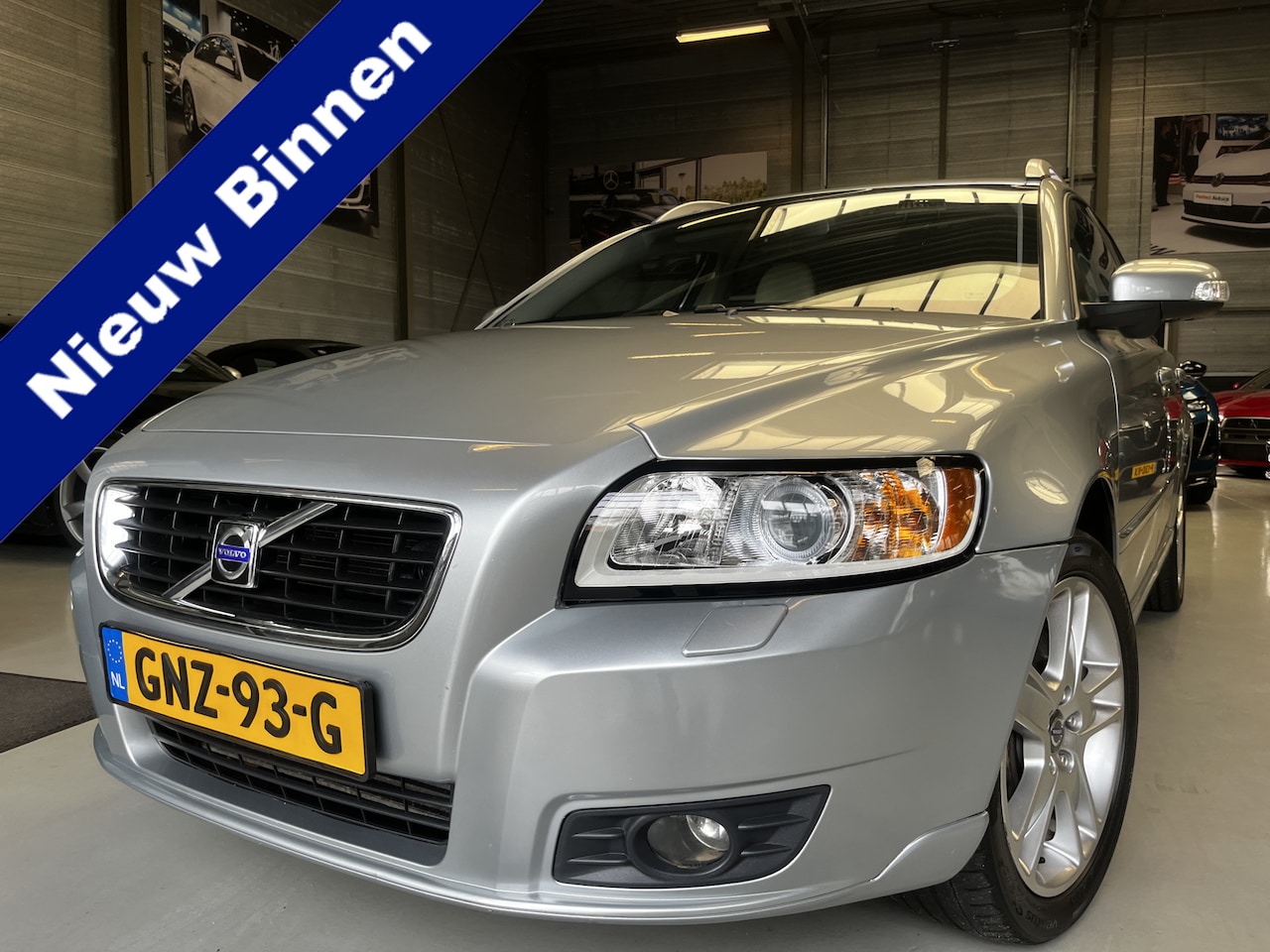 Volvo V50 - 2.5 T5 AWD Momentum Schuifdak, Leder, Dynaudio - AutoWereld.nl