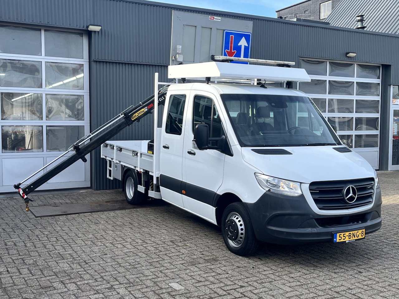 Mercedes-Benz Sprinter - 514 CDI 366 Hiab Laadkraan 018T Trekhaak 3500kg trekgewicht Airco 6-Persoons Open laadbak - AutoWereld.nl