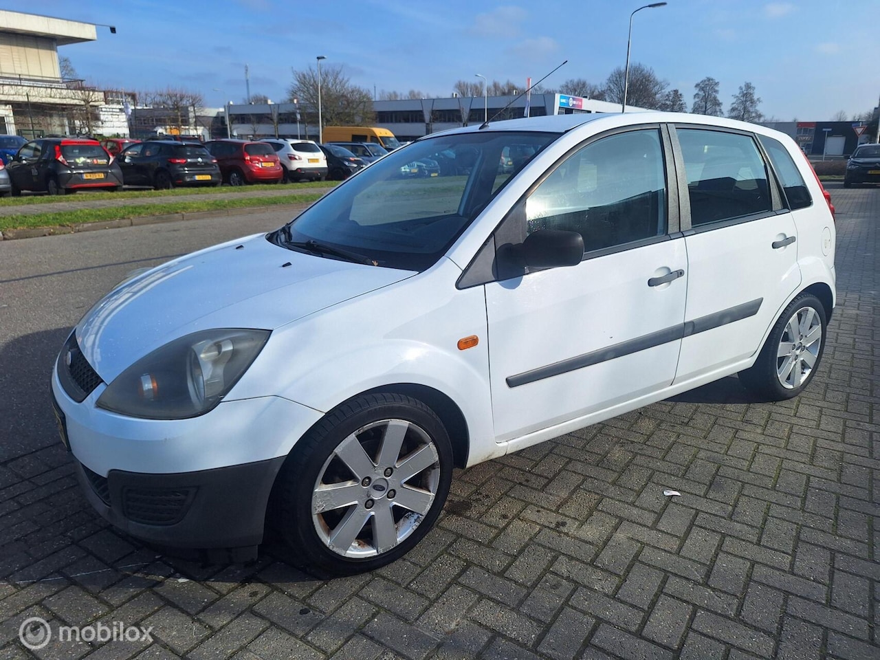 Ford Fiesta - 1.3-8V Cool & Sound - AutoWereld.nl