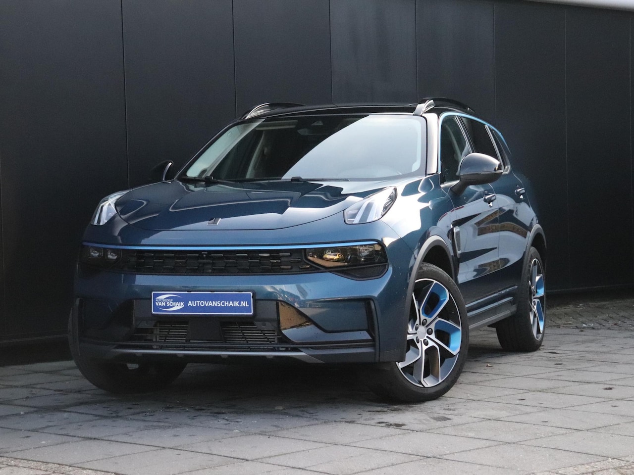 Lynk & Co 01 - 1.5 MODELJAAR 2023 | PANO-DAK | MEMORY | 360° CAMERA | INFINITY AUDIO | APPLE CARPLAY | CR - AutoWereld.nl