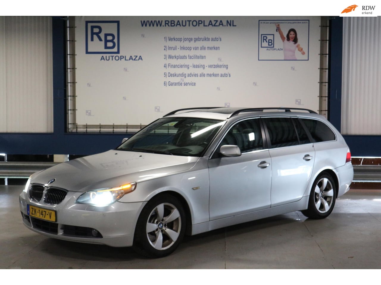 BMW 5-serie Touring - 545i / V8 / H-SHIFT / 333 PK / VOL / UNIEK ! ! ! - AutoWereld.nl