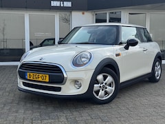 MINI One - 1.2 Airco NL-NAP Neem contact op en we maken een afspraak