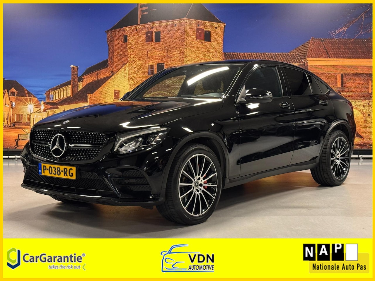 Mercedes-Benz GLC-klasse Coupé - 250 4MATIC AMG Aut Leer HUD Camera - AutoWereld.nl