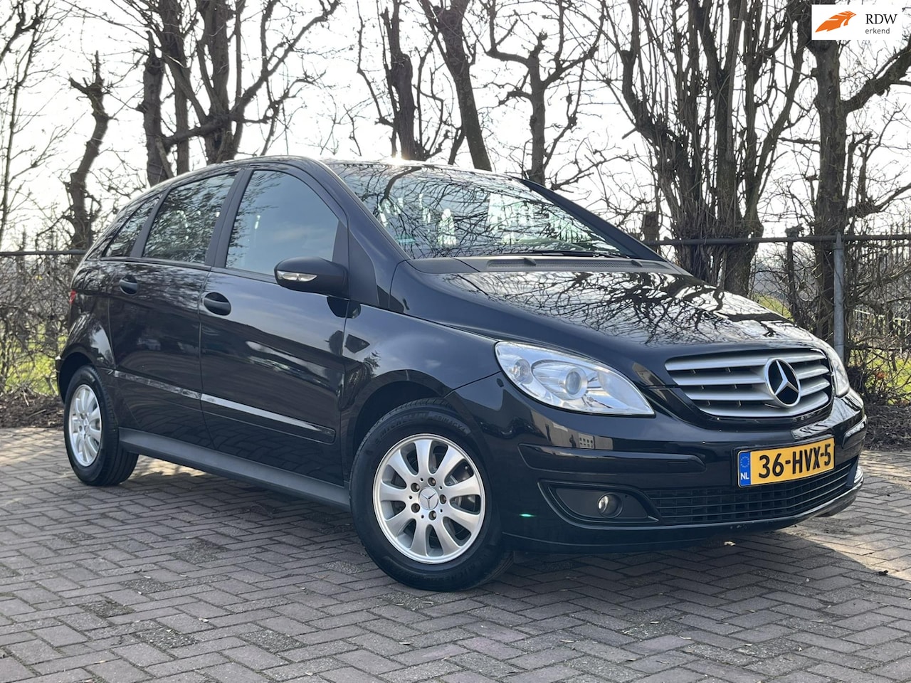 Mercedes-Benz B-klasse - 170 Automaat Stoelverwarming Trekhaak - AutoWereld.nl