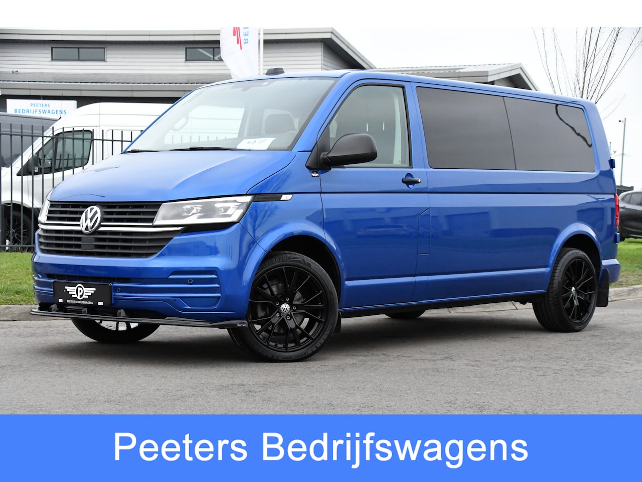 Volkswagen Transporter - 2.0 TDI L2H1 DC 30 Bulli Edition Camera, Cruise, Carplay, LED, Leder, 150pk, Stoelverwarmi - AutoWereld.nl