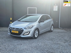 Hyundai i30 - 1.6 GDI Go Plus