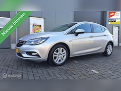 Opel Astra - 1.0 Business+