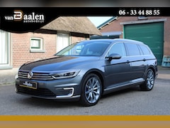 Volkswagen Passat Variant - 1.4 TSI GTE Highline LEER PANO TREKHAAK LED 212000KM