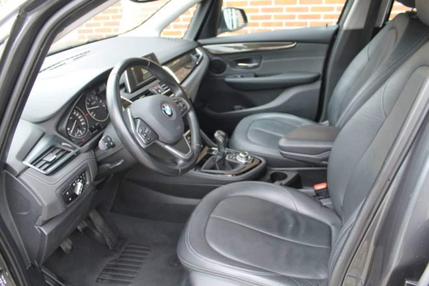 BMW 2-serie Active Tourer - Tour (f45). 1.5 218I Luxury, leder, Afn.trekhaak,, Navi, Keyless