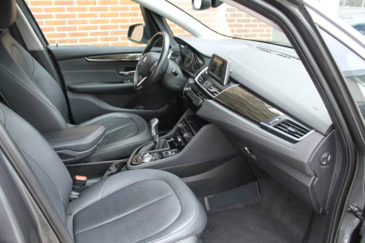 BMW 2-serie Active Tourer - Tour (f45). 1.5 218I Luxury, leder, Afn.trekhaak,, Navi, Keyless