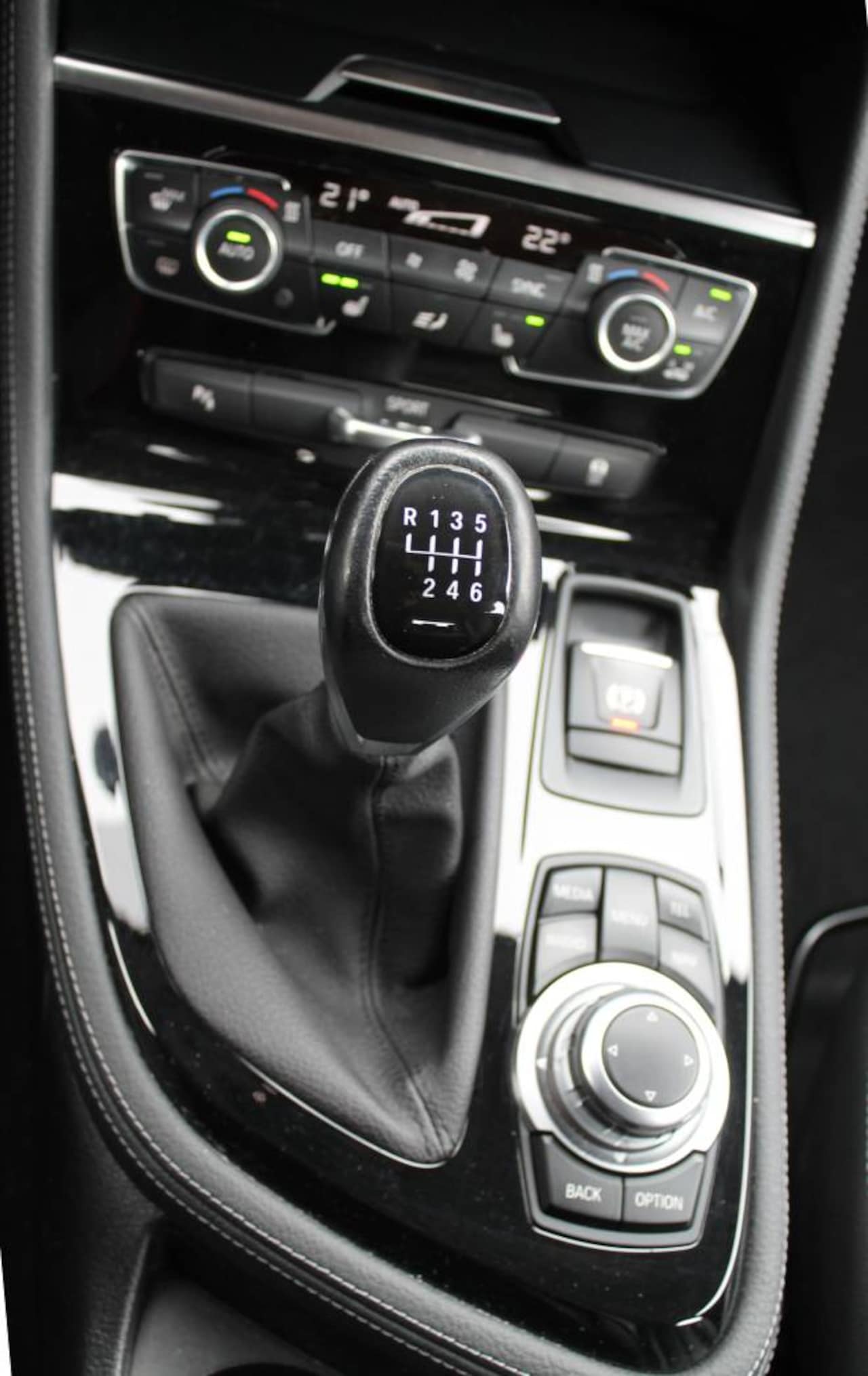 BMW 2-serie Active Tourer - Tour (f45). 1.5 218I Luxury, leder, Afn.trekhaak,, Navi, Keyless