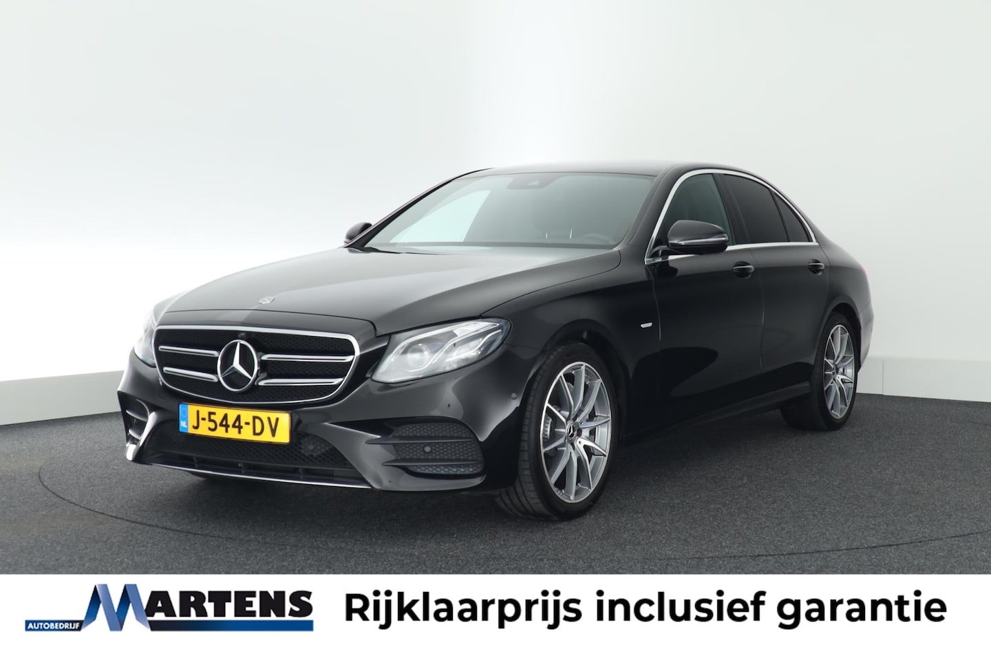 Mercedes-Benz E-klasse - 200 197pk Business Solution Sport AMG Pakket Burmester 360Camera Sfeerverlichting Memory L - AutoWereld.nl