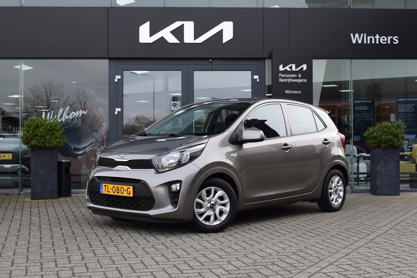 Kia Picanto - 1.0 CVVT ComfortPlusLine Navigator | Camera | Navigatie | Airco | Bluetooth | DAB+ | 68.00 - AutoWereld.nl