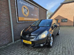 Opel Corsa - 1.4-16V Color Edition