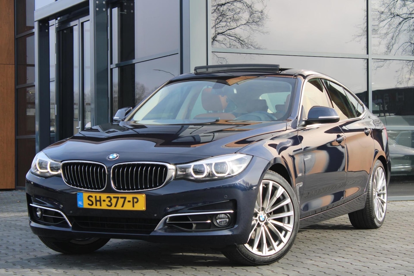 BMW 3-serie Gran Turismo - 320i High Executive 320i High Executive - AutoWereld.nl