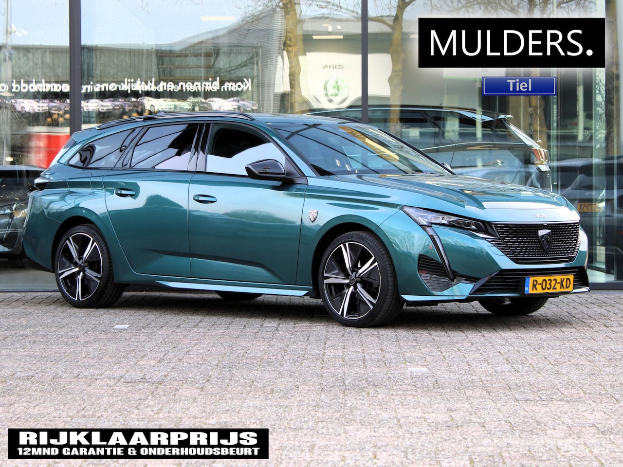 Peugeot 308 SW - 1.2 PureTech GT Automaat | Navi / Camera / Climate - AutoWereld.nl