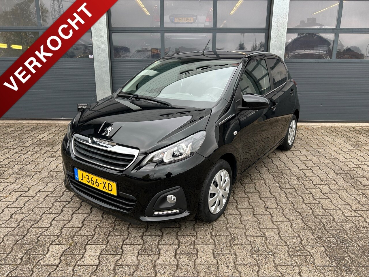 Peugeot 108 - 1.0 e-VTi Active 1.0 e-VTi 72pk 5-drs Active - AutoWereld.nl