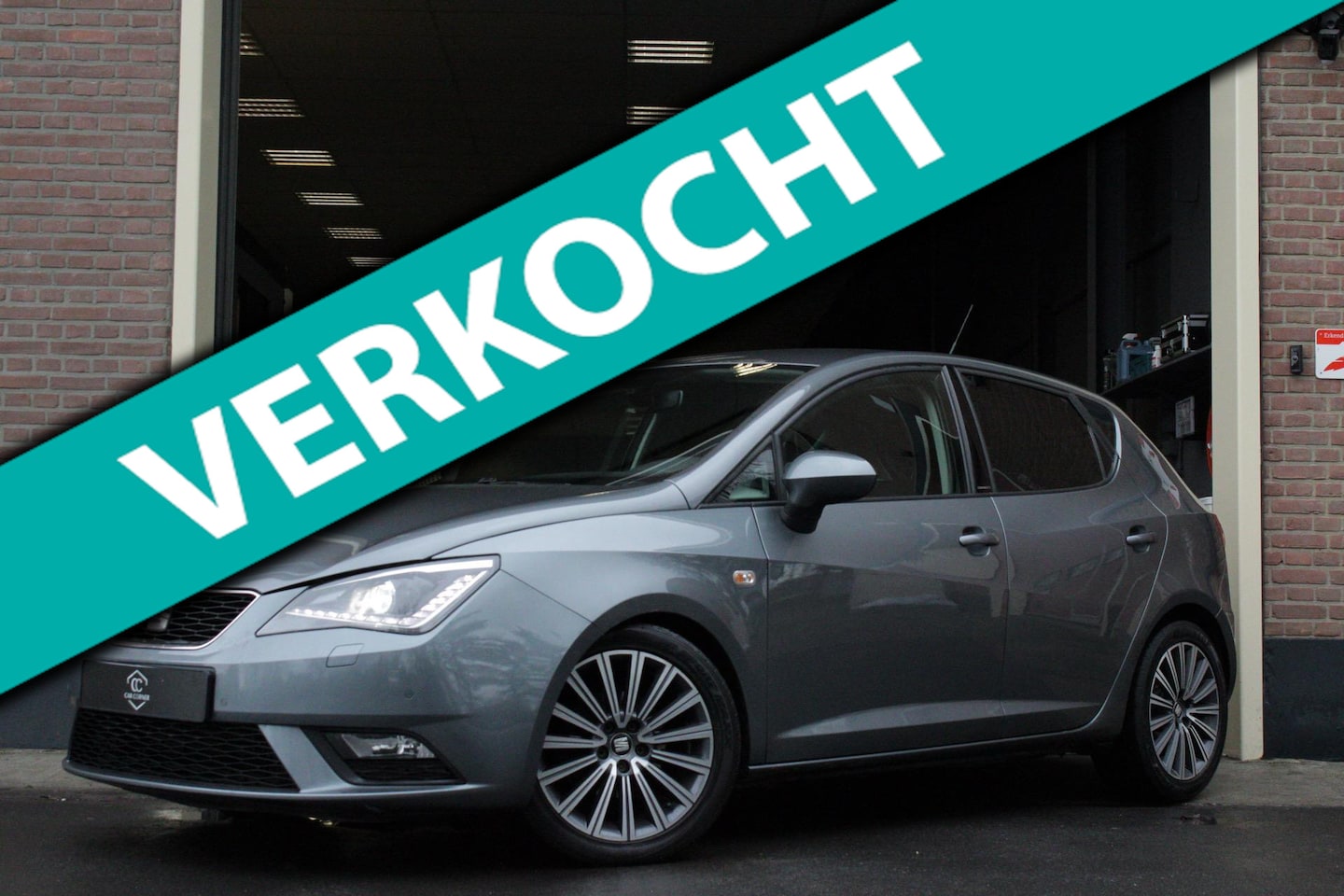 SEAT Ibiza - 1.0 TSI Connect |Xenon|Leer|CarPlay|PDC|SeatSound| - AutoWereld.nl