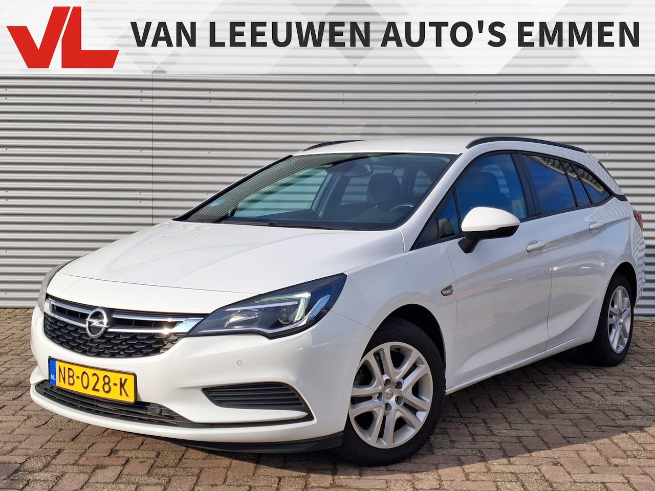 Opel Astra Sports Tourer - 1.6 CDTI Edition | Nieuw Binnen | Navigatie | Airco | PDC | Trekhaak | - AutoWereld.nl