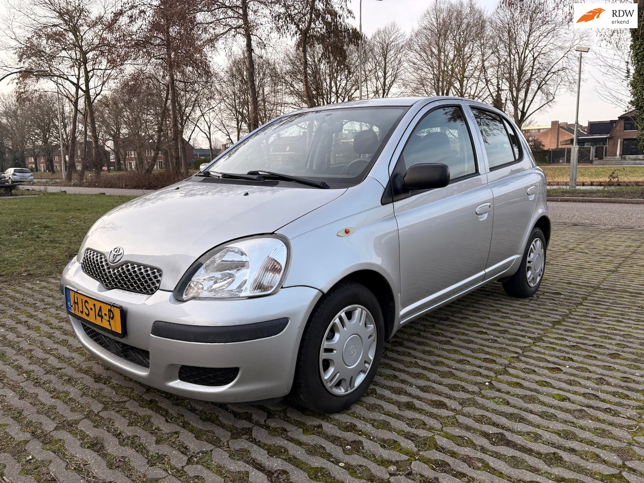Toyota Yaris - 1.0 VVT-i Sol - automaat - AutoWereld.nl