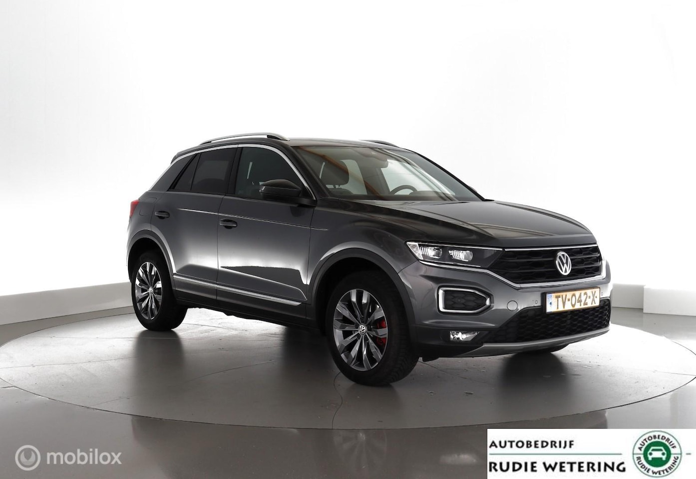 Volkswagen T-Roc - 1.0 TSI 116PK Sport trekhaak|1/2leer|led|pdc|nav|acc|lmv17 - AutoWereld.nl
