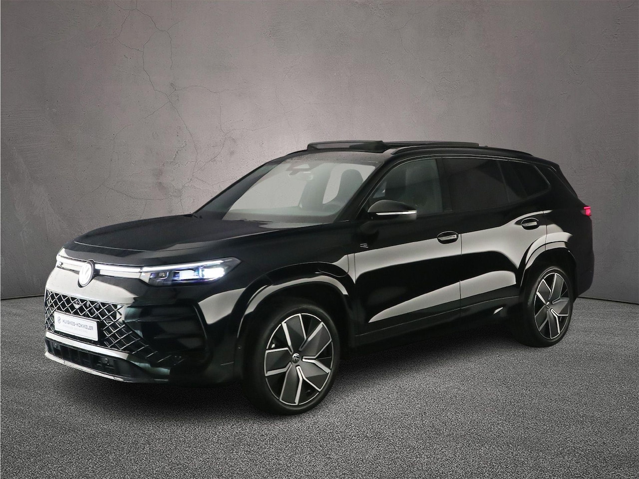 Volkswagen Tayron - R-Line Edition 1.5 TSI eHybrid 272pk DSG Automaat Trekhaak, Adaptive cruise control, Panor - AutoWereld.nl