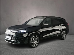 Volkswagen Tayron - R-Line Edition 1.5 TSI eHybrid 272pk DSG Automaat Trekhaak, Adaptive cruise control, Panor