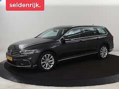 Volkswagen Passat Variant - 1.4 TSI PHEV GTE | Stoelverwarming | Camera | Carplay | Navigatie | Matrix LED | Adaptive