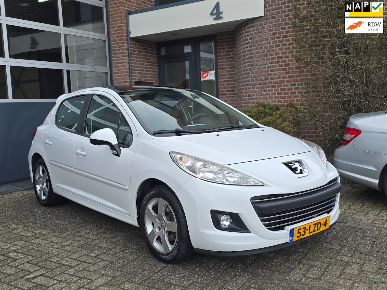 Peugeot 207 - 1.6 VTi XS Pano |Apk Nieuw |Trekhaak - AutoWereld.nl