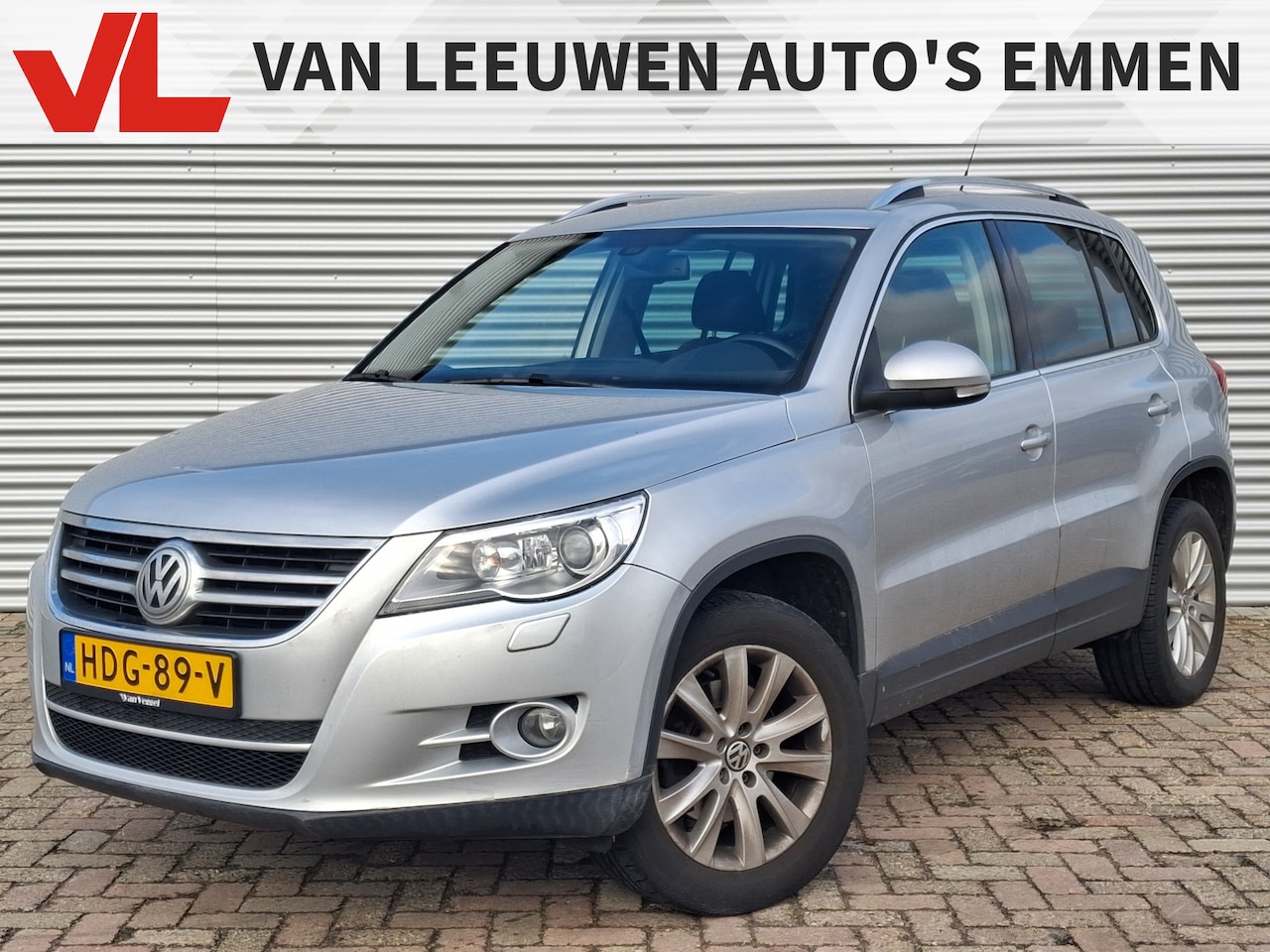 Volkswagen Tiguan - 2.0 TSI Sport&Style 4Motion | Nieuw Binnen | Automaat | Climate Control | Trekhaak | 2200 - AutoWereld.nl