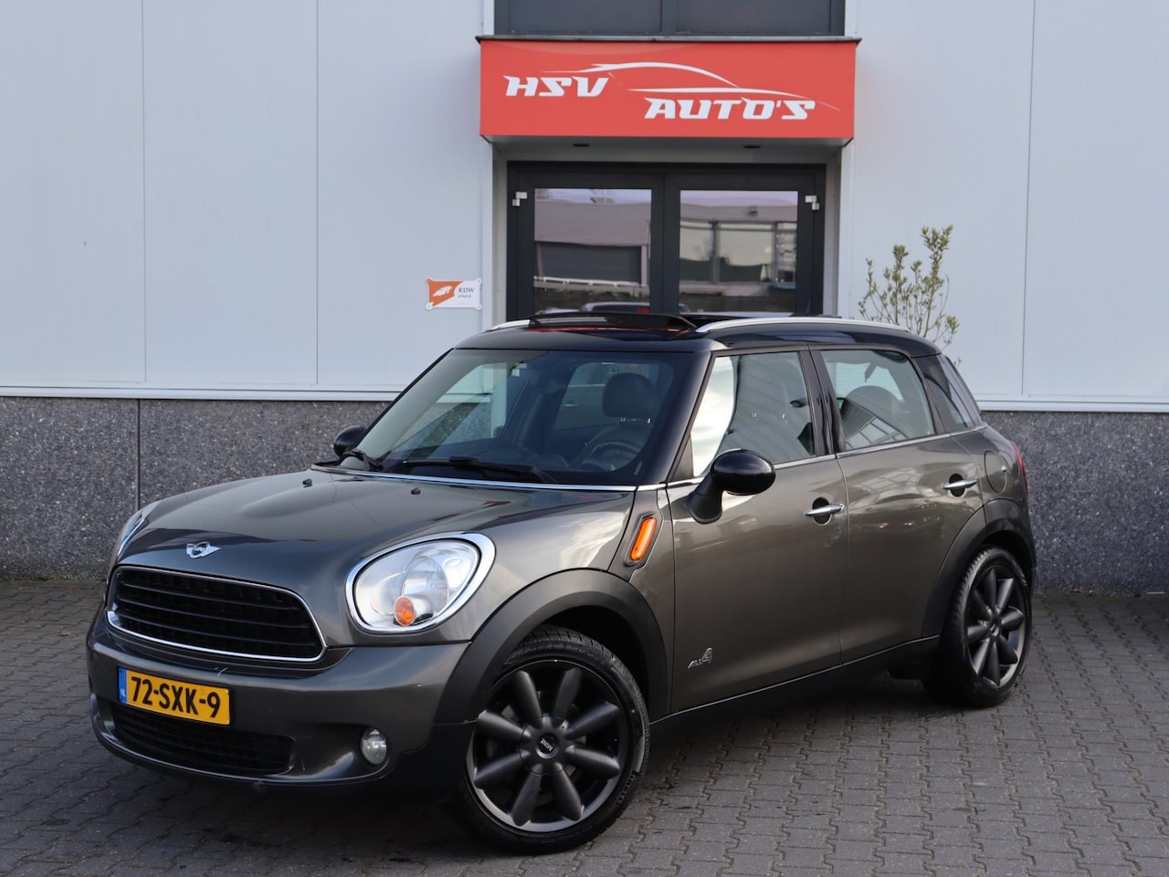 MINI Countryman - Mini 2.0 Cooper D ALL4 automaat panodak org NL - AutoWereld.nl