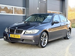 BMW 3-serie - 318i High Executive - Automaat - Xenon - Navi