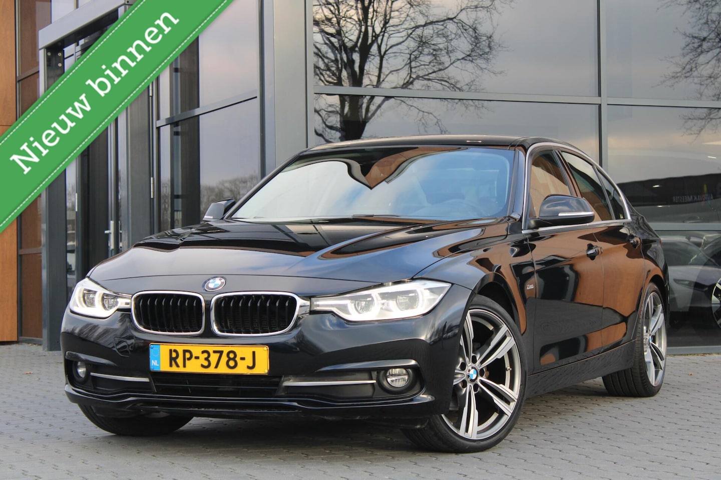 BMW 3-serie - 320d Aut Sportline | Navi Prof | Sportstoelen | LED - AutoWereld.nl