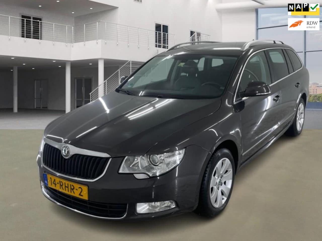 Skoda Superb Combi - 1.8 TSI Elegance Business Line 1.8 TSI Elegance Business Line - AutoWereld.nl