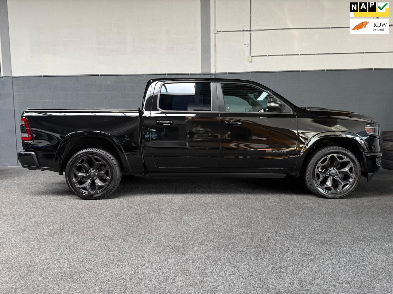 Dodge Ram 1500 - 5.7 V8 4x4 Crew Cab Limited Head-Up - AutoWereld.nl