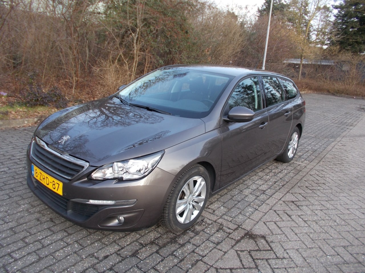 Peugeot 308 SW - 1.2 e-THP Active 1.2 e-THP Active - AutoWereld.nl