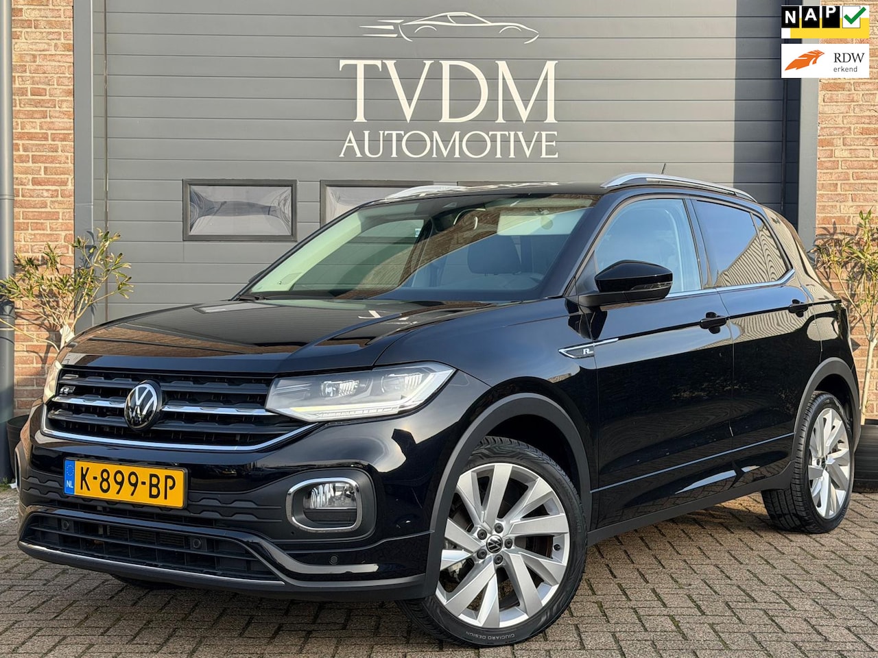 Volkswagen T-Cross - 1.0 TSI R-Line|NAVI|CARPLAY|CAMERA|VIRTUAL - AutoWereld.nl
