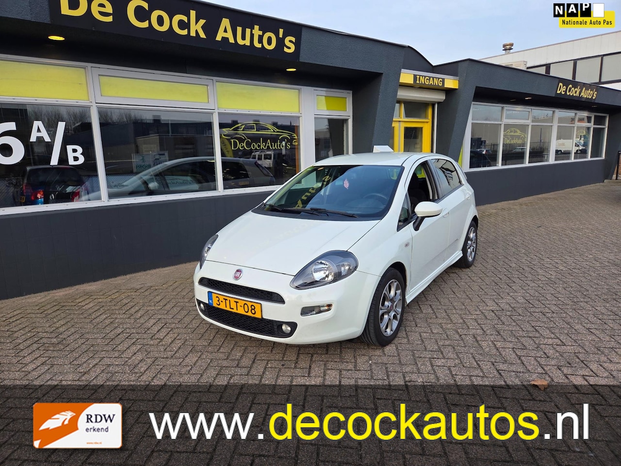 Fiat Punto Evo - 0.9 TwinAir Lounge/TREKHAAK - AutoWereld.nl