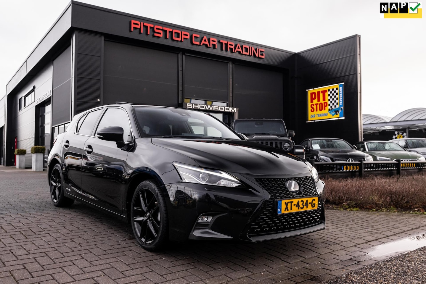 Lexus CT 200h - Sport Edition, Schuifdak, Camera, NL Auto, Keurige auto! - AutoWereld.nl