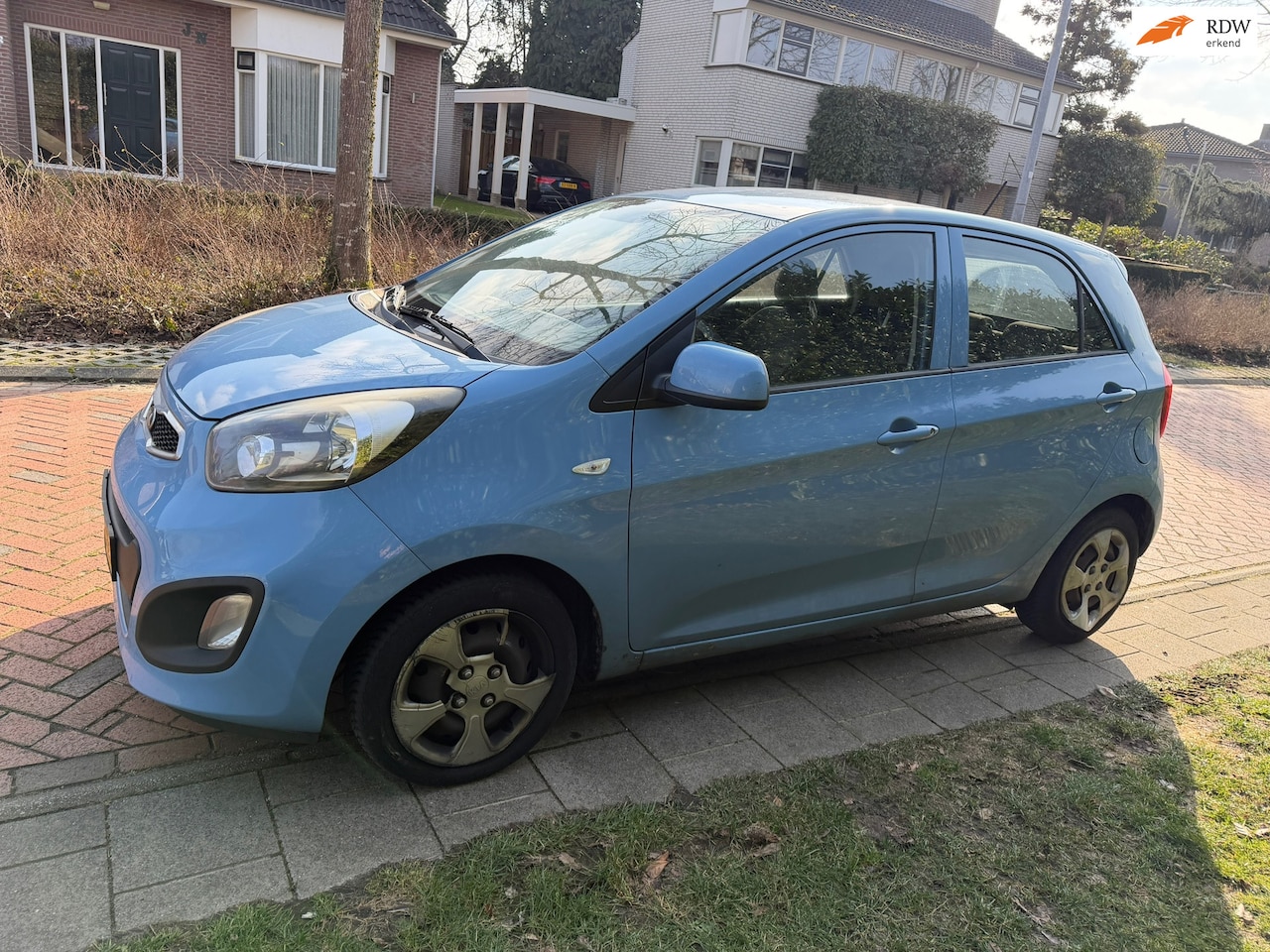 Kia Picanto - 1.2 CVVT, Airco, Koppeling niet 100% rijdt wel goed, APK 14-10-2026. - AutoWereld.nl