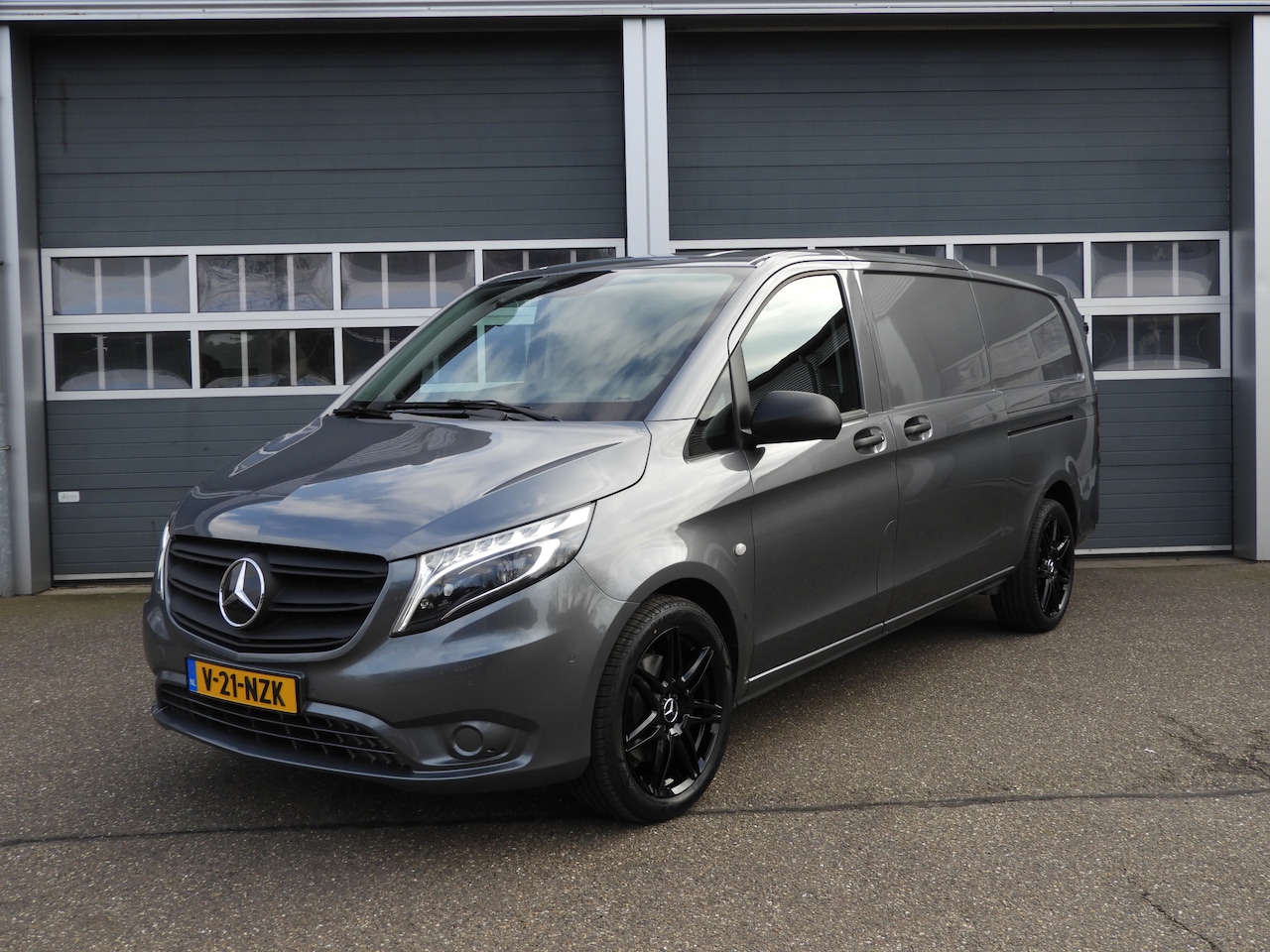 Mercedes-Benz Vito - 119 CDI XL AUT | LED | NAV | CAMERA | 2X SCHUIFDEUR - AutoWereld.nl