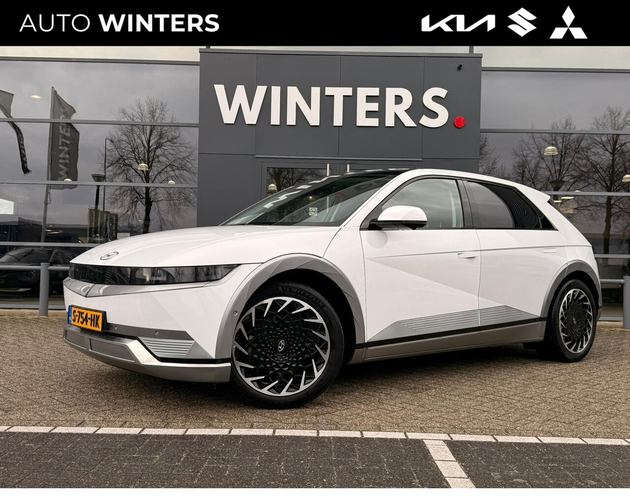 Hyundai IONIQ 5 - Lounge 73kWh | Leder | Stoel/stuur- verwarming | Trekhaak | Adaptive cruise | - AutoWereld.nl